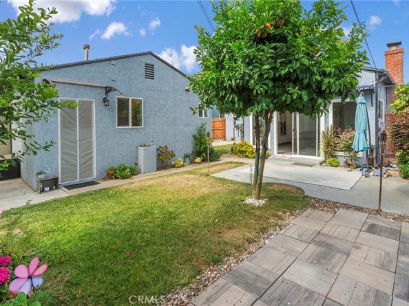 5860 Adenmoor Avenue, Lakewood CA 90713