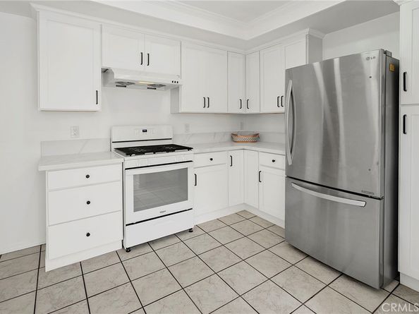 5860 Adenmoor Avenue, Lakewood CA 90713