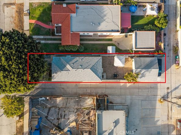 3430 Lewis Avenue, Long Beach CA 90807