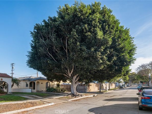 3430 Lewis Avenue, Long Beach CA 90807