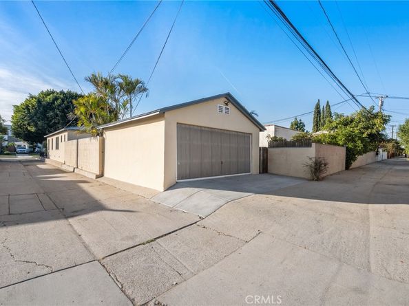 3430 Lewis Avenue, Long Beach CA 90807