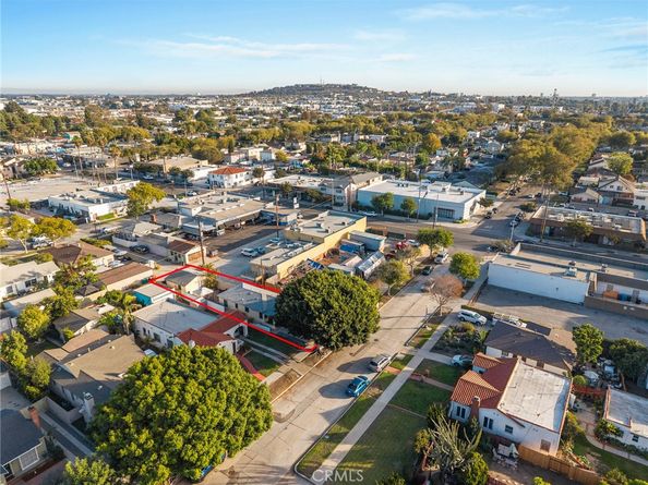 3430 Lewis Avenue, Long Beach CA 90807