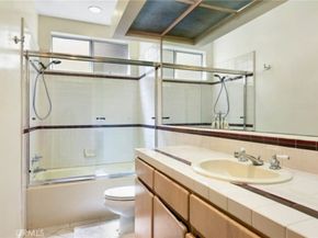 1927 Glendon Avenue 201, Los Angeles CA 90025