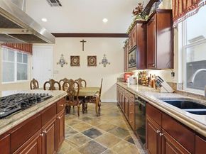 7132 Torrey Mesa Ct, San Diego CA 92129