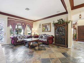 7132 Torrey Mesa Ct, San Diego CA 92129