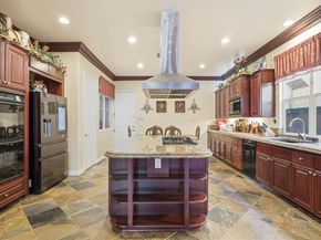 7132 Torrey Mesa Ct, San Diego CA 92129