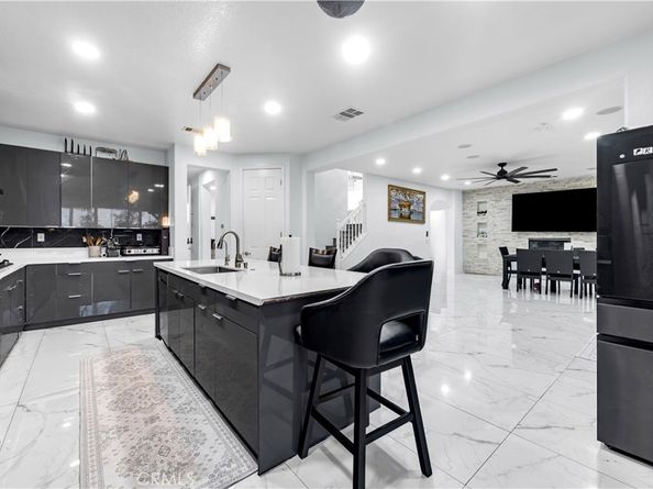 13859 Oak Leaf Way, Rancho Cucamonga CA 91739