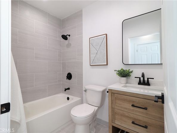 601 S Humphreys, East Los Angeles CA 90022