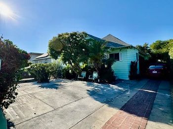 1199 W 38th Street
