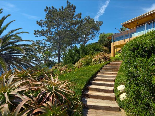 111 S La Senda Drive, Laguna Beach CA 92651