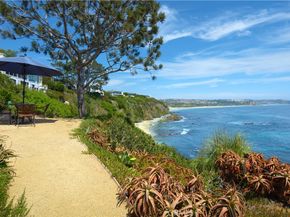 111 S La Senda Drive, Laguna Beach CA 92651