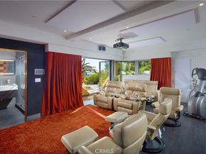 111 S La Senda Drive, Laguna Beach CA 92651