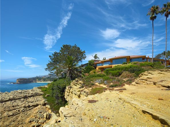 111 S La Senda Drive, Laguna Beach CA 92651