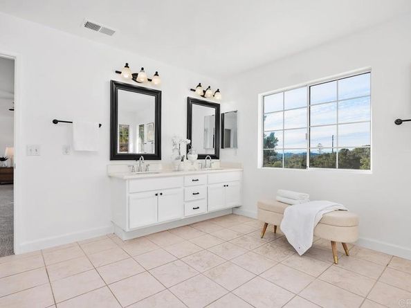 762 Hillsboro Way, San Marcos CA 92069