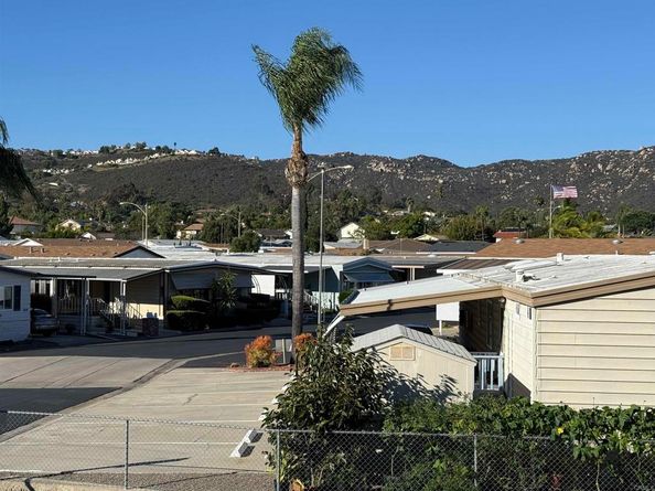 1401 El Norte Parkway SPC 174, San Marcos CA 92069