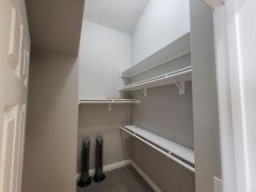 8597 Via Mallorca F, La Jolla CA 92037