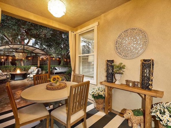 2588 Ingleton Avenue, Carlsbad CA 92009