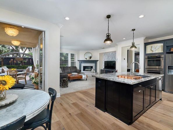 2588 Ingleton Avenue, Carlsbad CA 92009