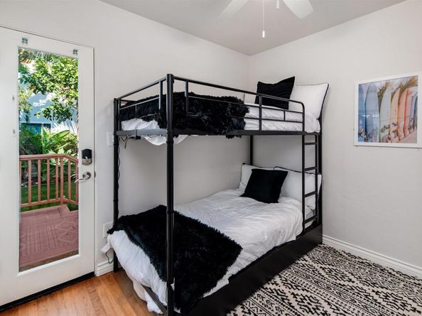 876 Thomas Avenue, San Diego CA 92109