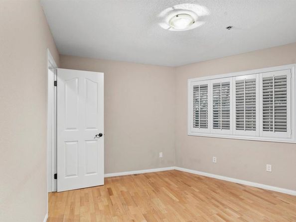 2894 Torrey Pines Rd, La Jolla CA 92037