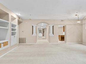 2894 Torrey Pines Rd, La Jolla CA 92037