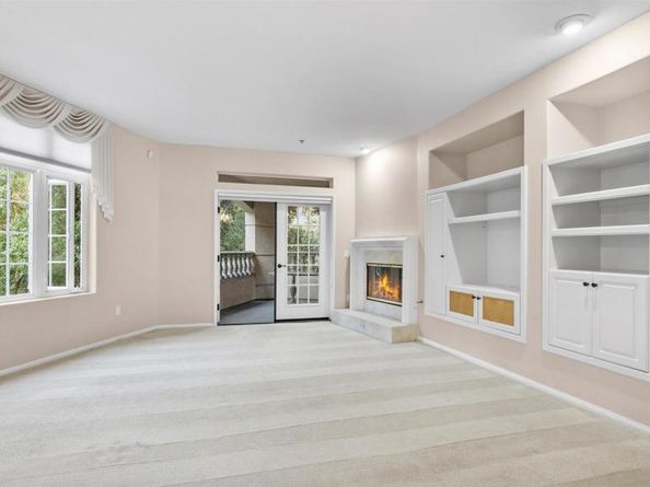 2894 Torrey Pines Rd, La Jolla CA 92037