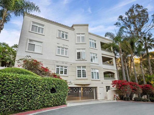 2894 Torrey Pines Rd, La Jolla CA 92037