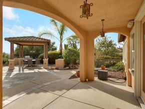 2509 Honeybell Lane, Escondido CA 92027