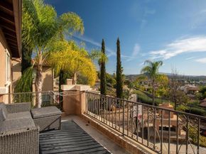 2509 Honeybell Lane, Escondido CA 92027