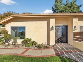 135 Neptune Place, Escondido CA 92026