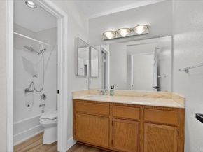 135 Neptune Place, Escondido CA 92026