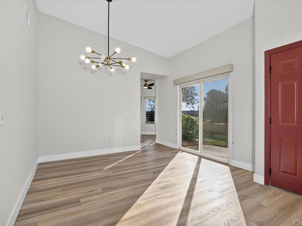 135 Neptune Place, Escondido CA 92026