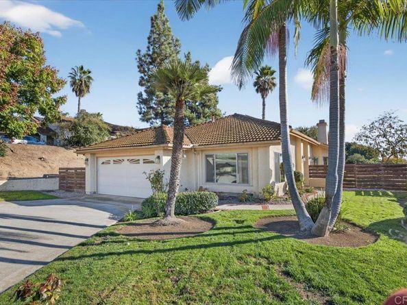 135 Neptune Place, Escondido CA 92026