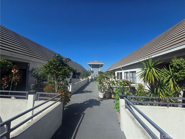 730 W 4th Street 120, Long Beach CA 90802