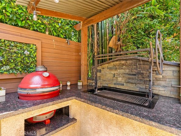 1165 Noria Street, Laguna Beach CA 92651