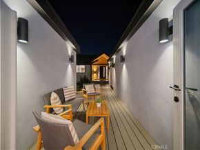1160 S Lucerne Boulevard, Los Angeles CA 90019