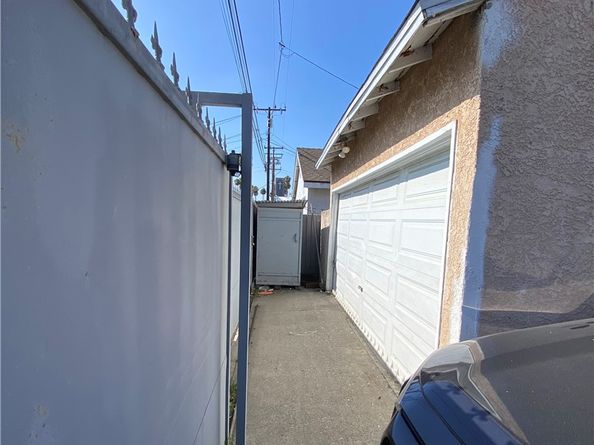 5846 Gardenia Avenue, Long Beach CA 90805