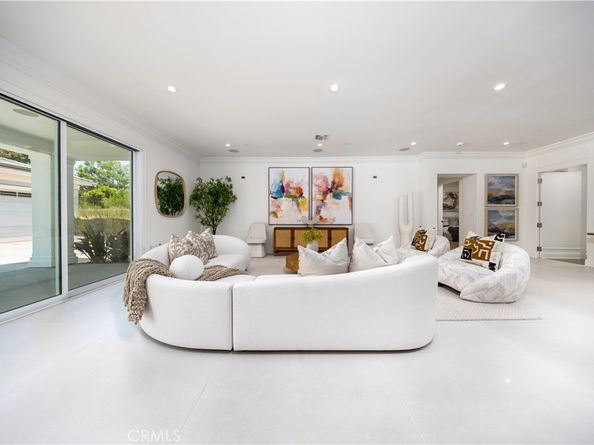 2015 Bella Vista Avenue, Arcadia CA 91007