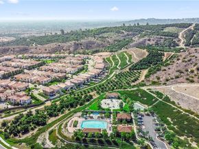 173 Somera, Irvine CA 92602