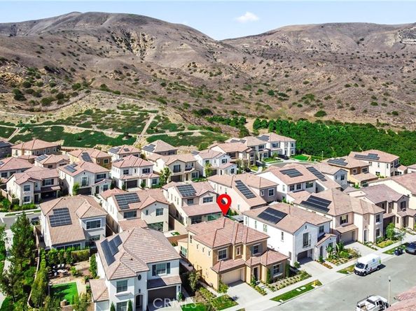 173 Somera, Irvine CA 92602