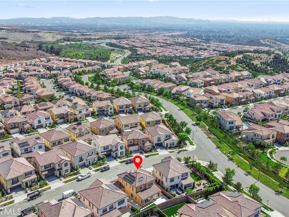 173 Somera, Irvine CA 92602