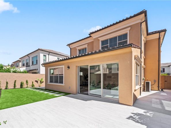 173 Somera, Irvine CA 92602