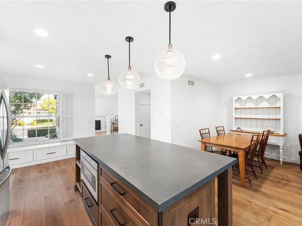22 Silkleaf, Irvine CA 92614