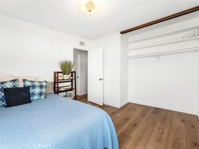 22 Silkleaf, Irvine CA 92614
