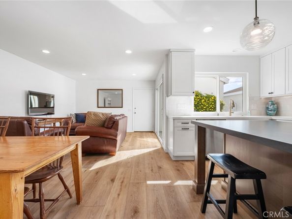 22 Silkleaf, Irvine CA 92614