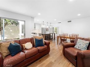 22 Silkleaf, Irvine CA 92614