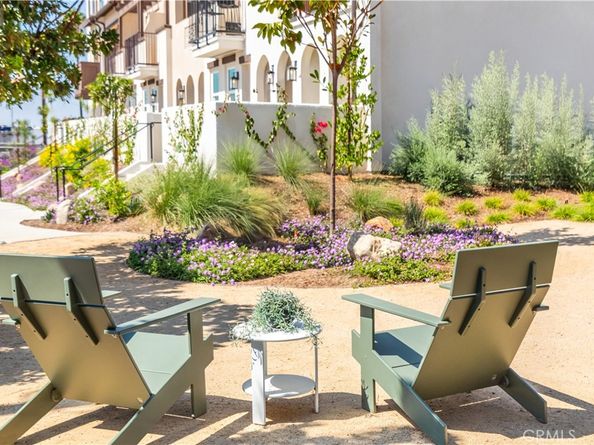 121 Evergreen Lane, Claremont CA 91711