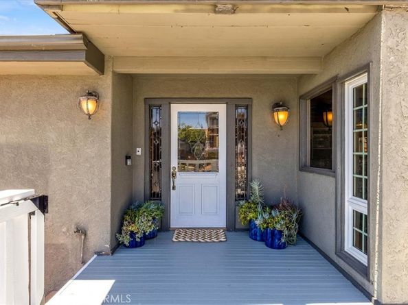 210 W Avenida Gaviota, San Clemente CA 92672
