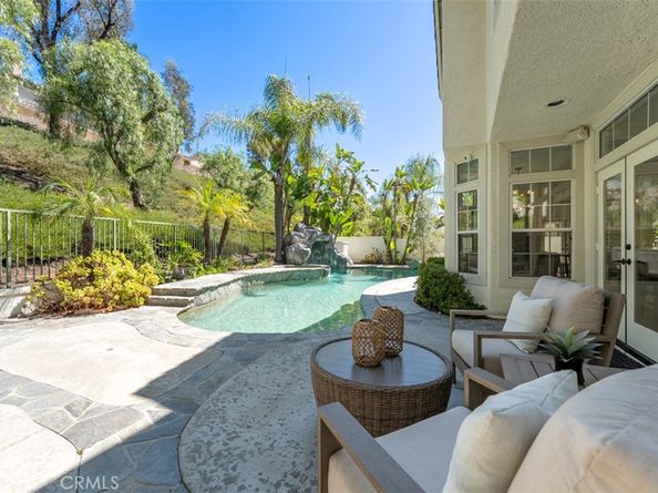 27153 Woodbluff Rd, Laguna Hills CA 92653