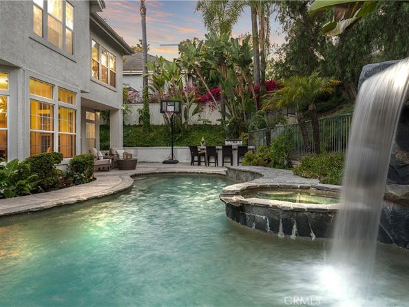 27153 Woodbluff Rd, Laguna Hills CA 92653
